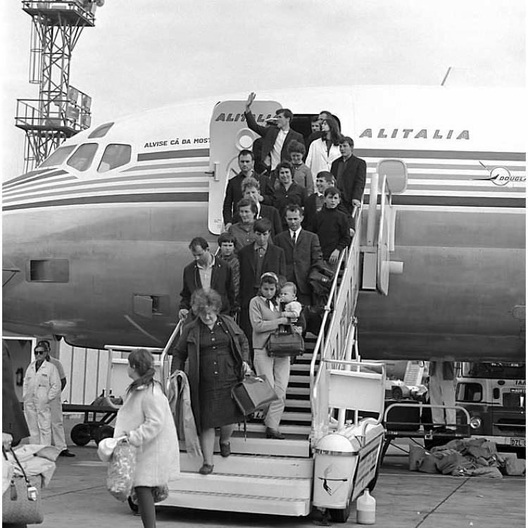 Learning sequence: Examining migration evidence